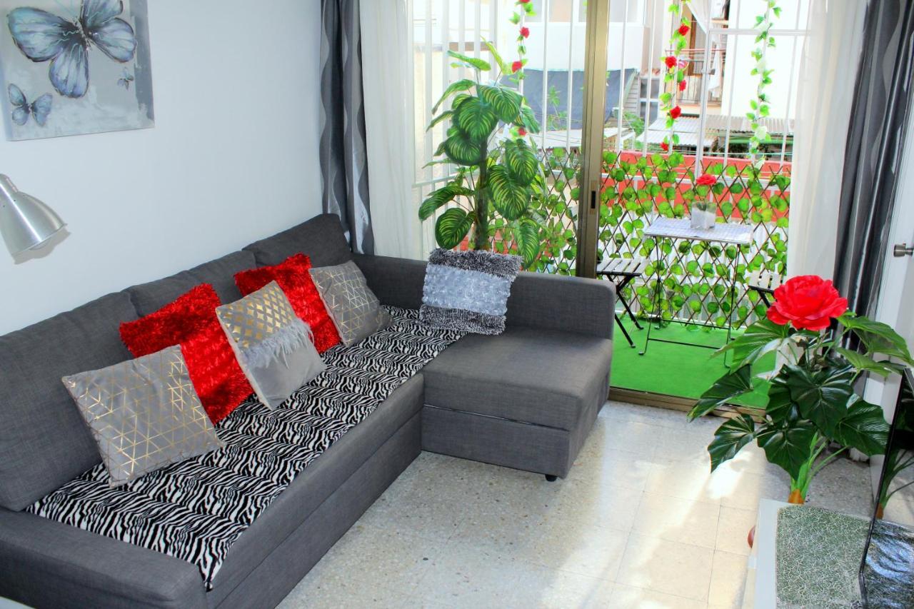 Apartamento Cosmo Grey L'Hospitalet de Llobregat Exterior foto