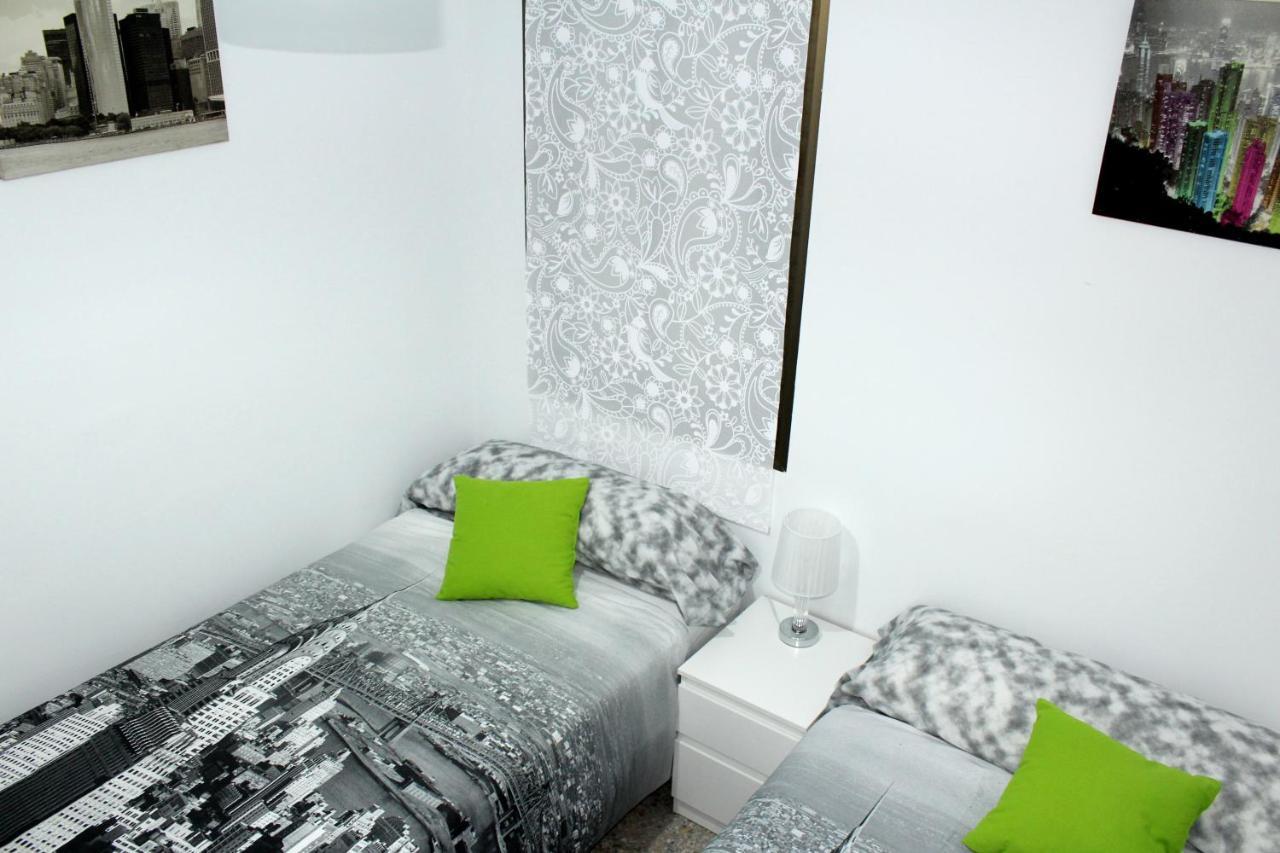 Apartamento Cosmo Grey L'Hospitalet de Llobregat Exterior foto