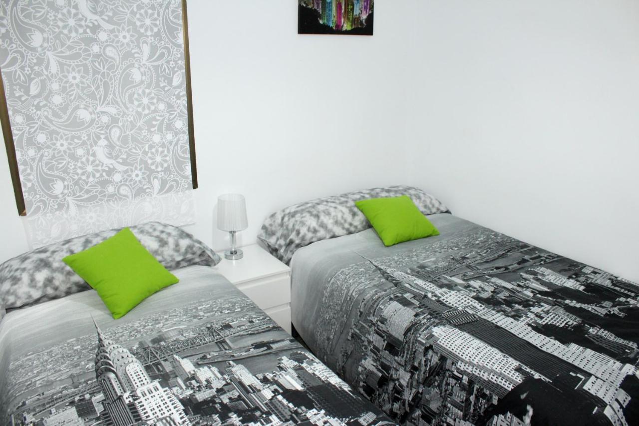 Apartamento Cosmo Grey L'Hospitalet de Llobregat Exterior foto