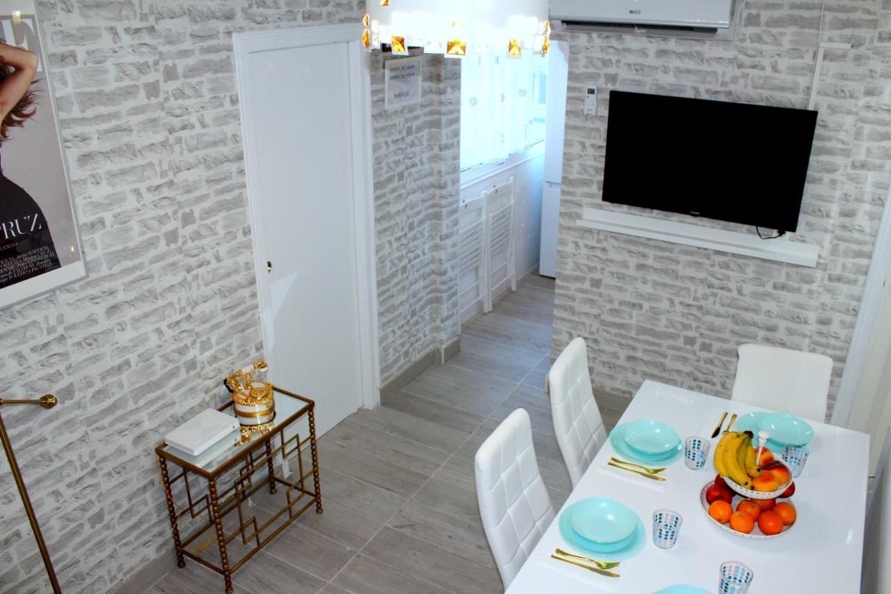 Apartamento Cosmo Grey L'Hospitalet de Llobregat Exterior foto